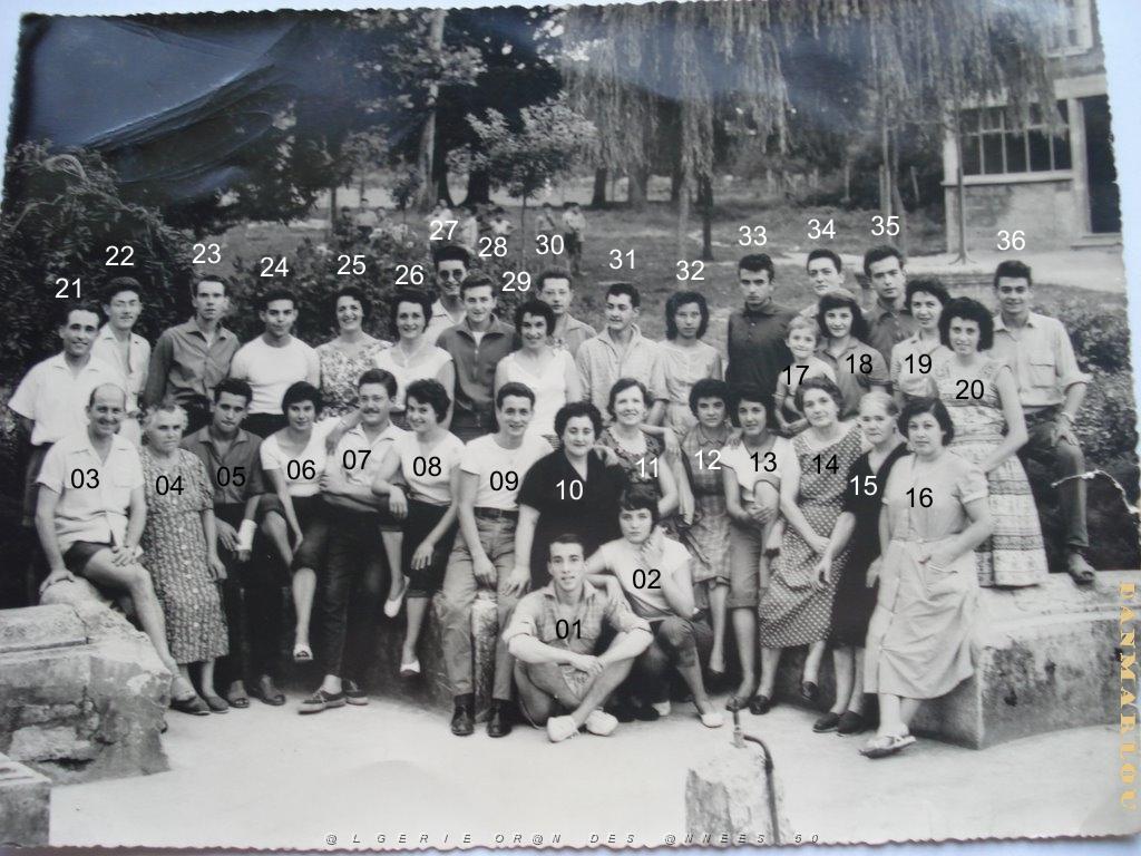 COLO LA PEYROUSE 195X 027 MONOS PERSONNEL MARMITONS DIRECTION 1959.jpg